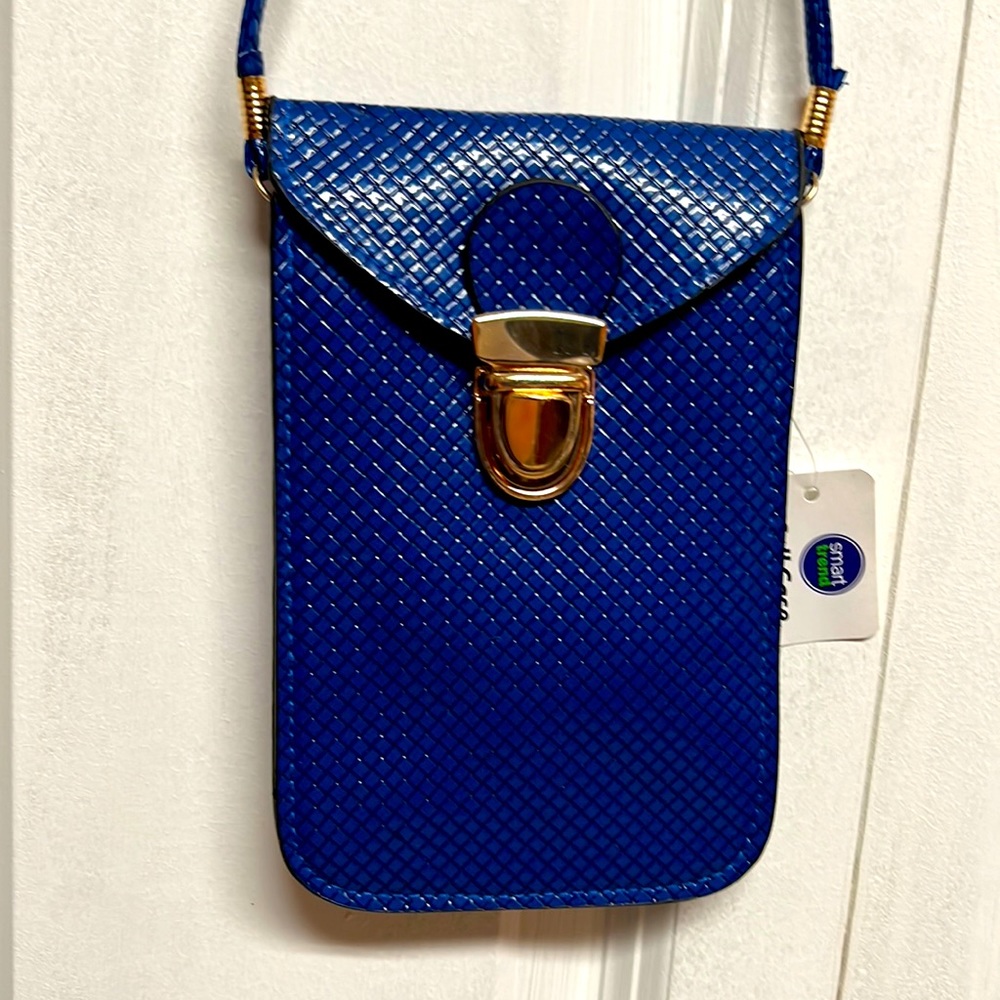 Smart Trends Midnight Blue Cell Carry Case New with Tags